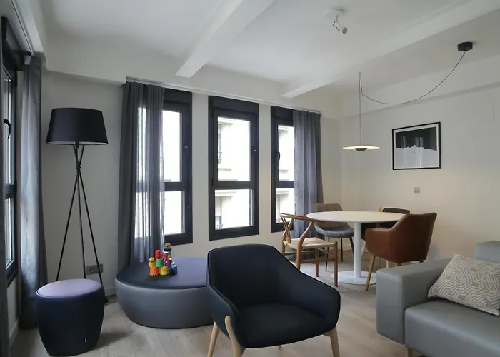 Viviendas Catedral Daire *