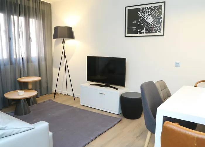 Viviendas Catedral Daire *